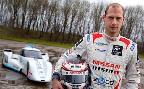 Wolfgang Reip, dalla poltrona alla pista a bordo della Nissan Zeod RC