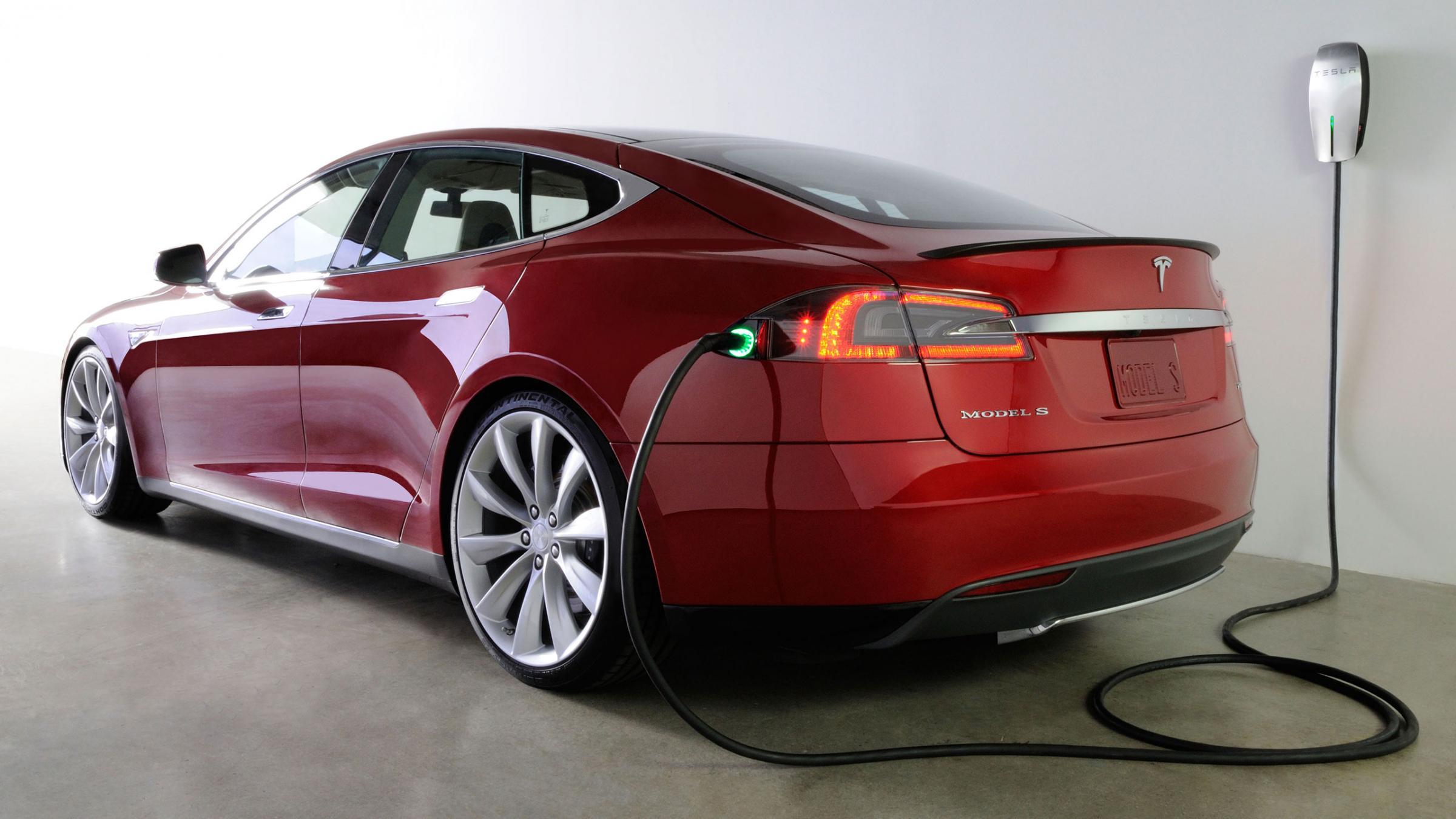 Tesla Motors open-source: via libera sui propri brevetti