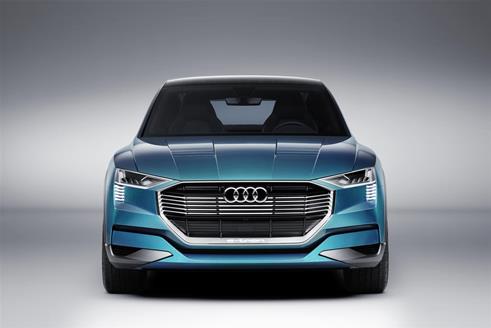 Audi e-tron quattro concept, è elettrica