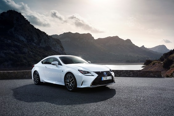 Arriva Lexus RC Hybrid, la prima coupé Full-hybrid